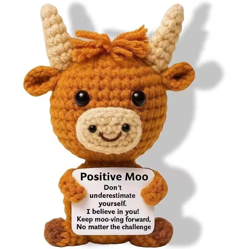 Highland Home Textiles - ตุ๊กตาโคไฮแลนด์น่ารัก ให้กำลังใจได้ ของขวัญถักมือสำหรับคริสต์มาส ของตกแต่งโต๊ะทำงาน ตุ๊กตาขนนุ่มน่ารักสำหรับตกแต่งบ้าน